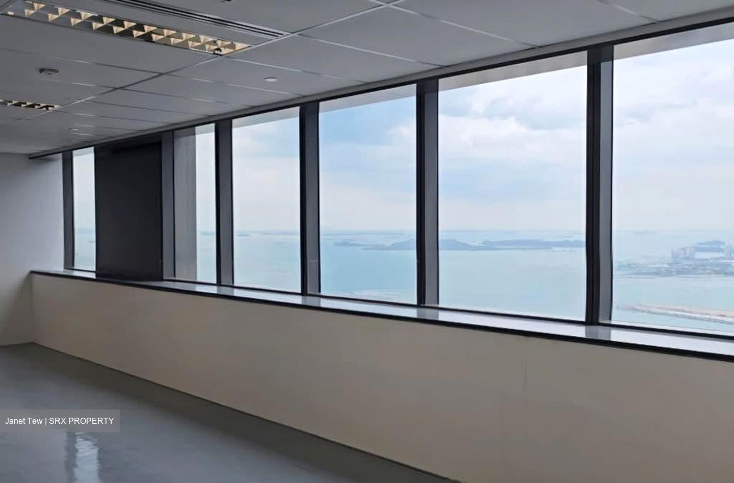 Oue Downtown (D1), Office #541517601